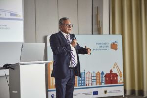 _MG_8642-25.09.30-25.09.30 - ARP konferencja Pomorski Broker Eksportowy-