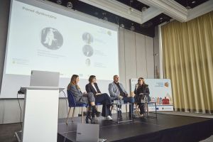 _MG_9133-25.09.30-25.09.30 - ARP konferencja Pomorski Broker Eksportowy-